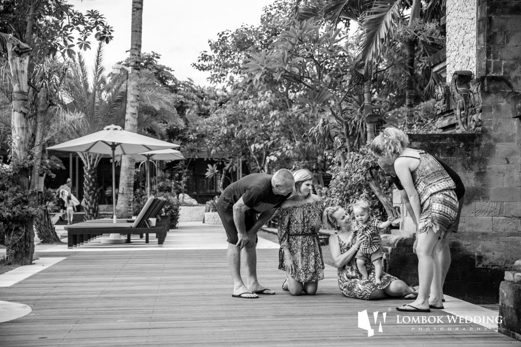 Bali Family Photo of Hearn family at Padma Hotel Bali 06